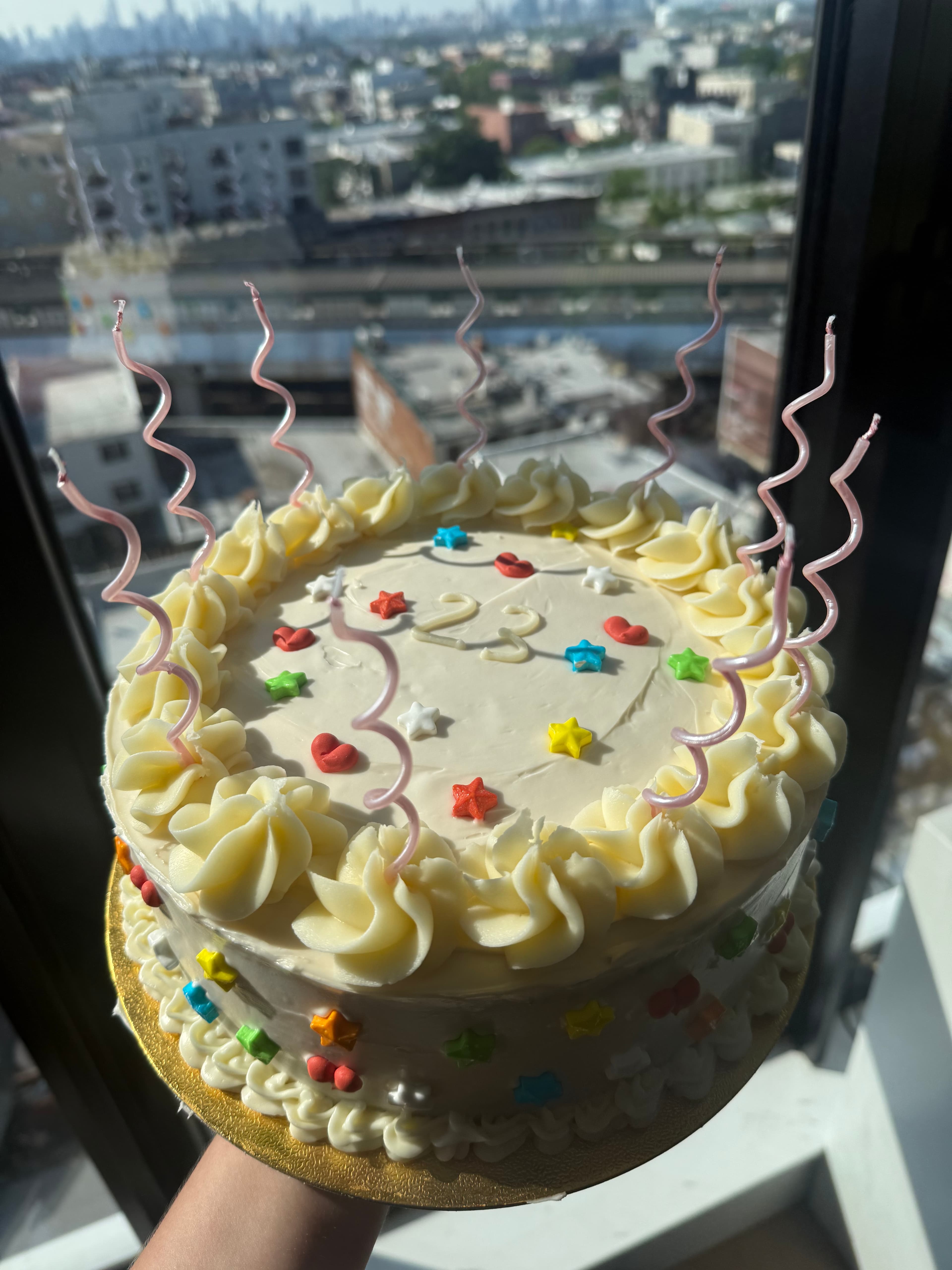 Custom creation by Mackenzie Rose Bakes